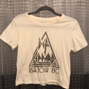 American eagle def leopard shirt